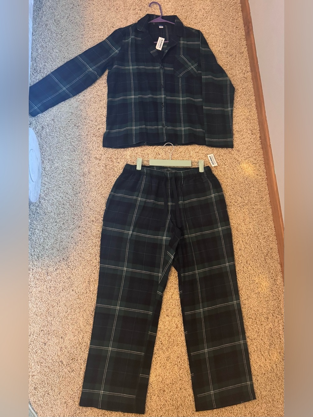 Old Navy Plaid Pajama Set